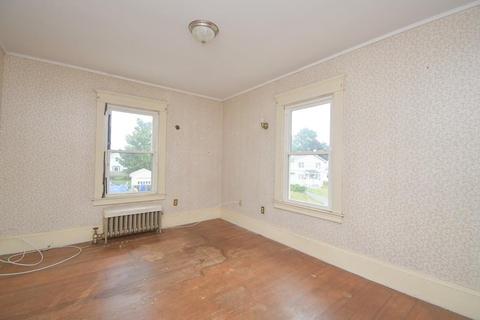 141 Oak St, Springfield, MA 01109 photo 25