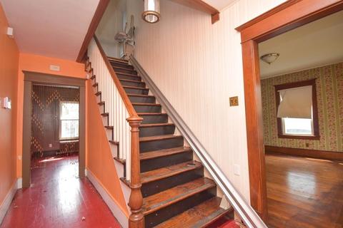 141 Oak St, Springfield, MA 01109 photo 6