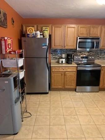 20 Stanton St, Worcester, MA 01605 photo 5