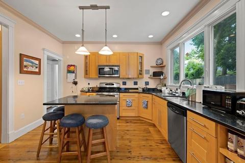 25 Bartlett Cres #1, Brookline, MA 02446 photo 10