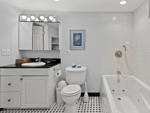 25 Bartlett Cres #1, Brookline, MA 02446 photo 17