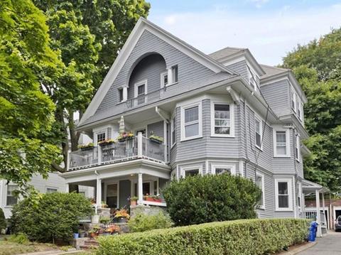 25 Bartlett Cres #1, Brookline, MA 02446 photo 1