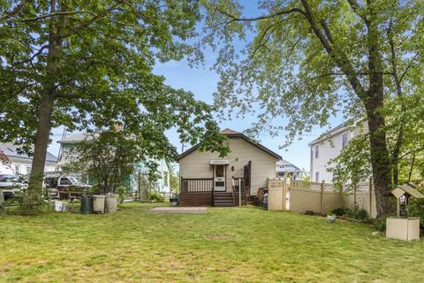 43 Fuller St, Everett, MA 02149 photo 2