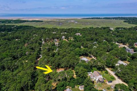 19 Pilgrim Ln, Eastham, MA 02642 photo 1