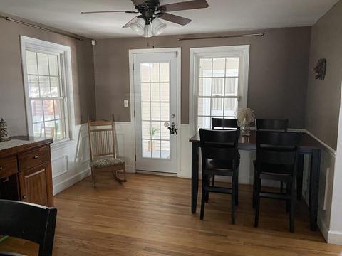 65 Anniversary St, Springfield, MA 01104 photo 9