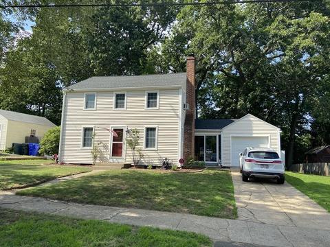 65 Anniversary St, Springfield, MA 01104 photo 1