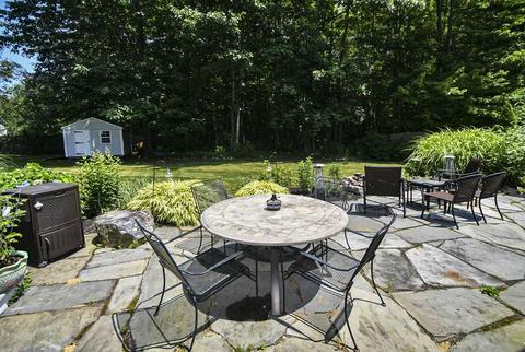 29 Spindle Tree Ln, Amesbury, MA 01913 photo 40