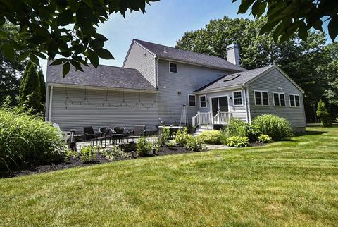29 Spindle Tree Ln, Amesbury, MA 01913 photo 34