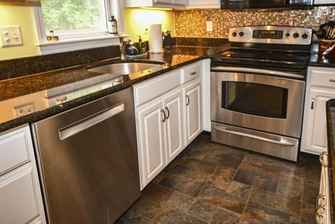 29 Spindle Tree Ln, Amesbury, MA 01913 photo 4