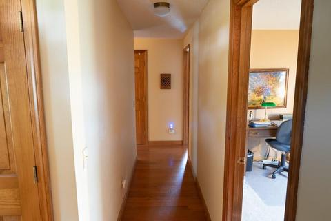 79 Amos Dr, Springfield, MA 01118 photo 7
