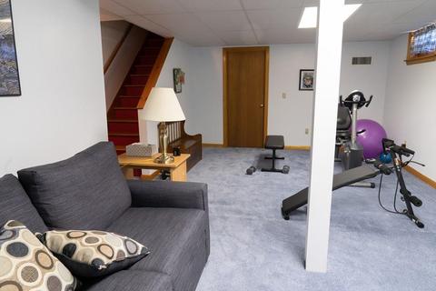 79 Amos Dr, Springfield, MA 01118 photo 20