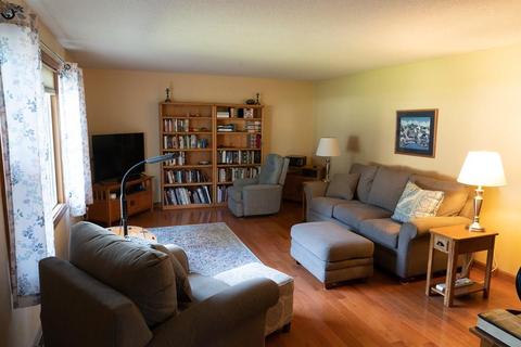 79 Amos Dr, Springfield, MA 01118 photo 10