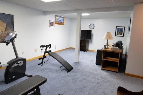 79 Amos Dr, Springfield, MA 01118 photo 22