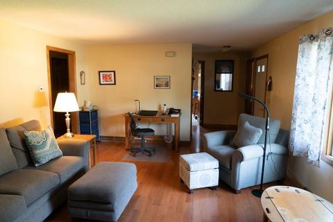 79 Amos Dr, Springfield, MA 01118 photo 8