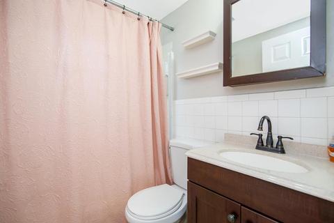 64 Roosevelt Ter, Springfield, MA 01109 photo 6