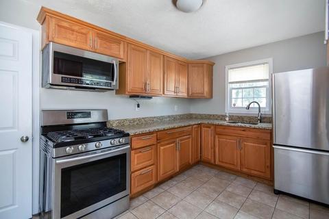 64 Roosevelt Ter, Springfield, MA 01109 photo 18