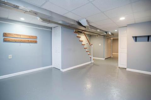 64 Roosevelt Ter, Springfield, MA 01109 photo 24