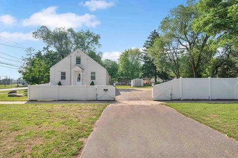 64 Roosevelt Ter, Springfield, MA 01109 photo 33