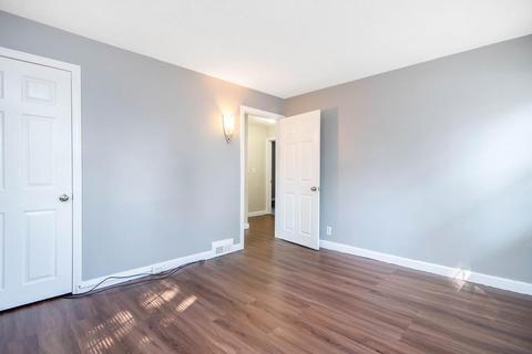 64 Roosevelt Ter, Springfield, MA 01109 photo 10