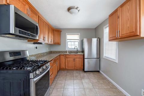 64 Roosevelt Ter, Springfield, MA 01109 photo 17