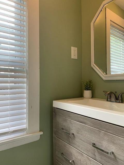 9 Healy Rd, Worcester, MA 01603 photo 16