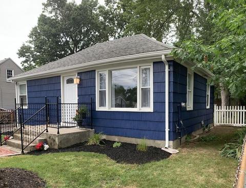 57 Granger St, Springfield, MA 01119 photo 2
