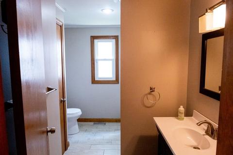 1507 Locust St, Fall River, MA 02723 photo 10