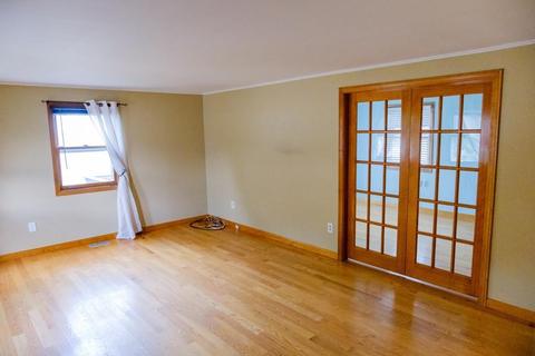 1507 Locust St, Fall River, MA 02723 photo 6