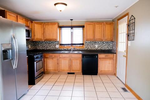 1507 Locust St, Fall River, MA 02723 photo 15