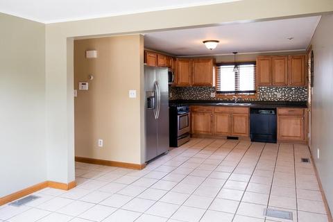 1507 Locust St, Fall River, MA 02723 photo 12