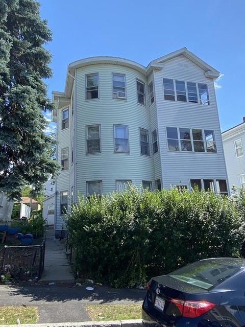 3 Suffield St, Worcester, MA 01610 photo 2