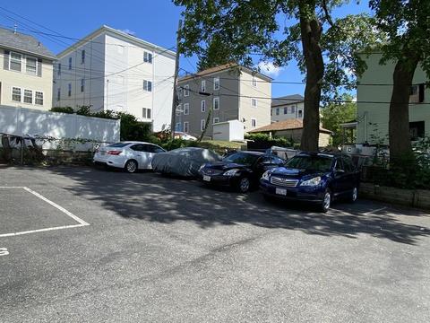 3 Suffield St, Worcester, MA 01610 photo 4