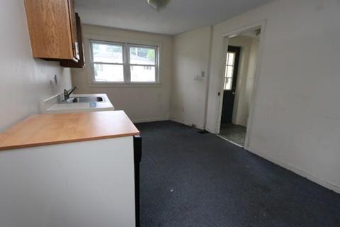 21 Bourne St, Palmer, MA 01080 photo 26