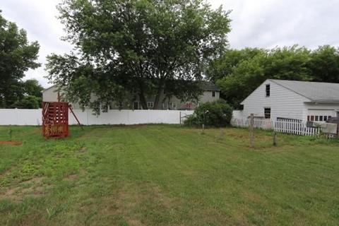 21 Bourne St, Palmer, MA 01080 photo 7