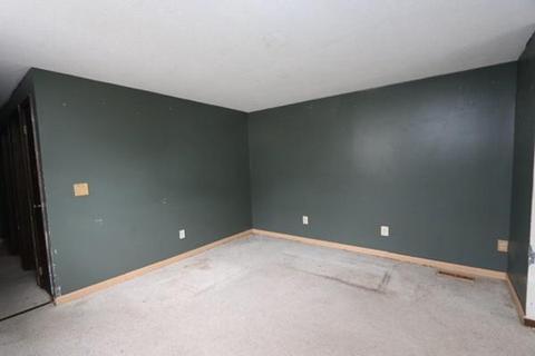 21 Bourne St, Palmer, MA 01080 photo 18