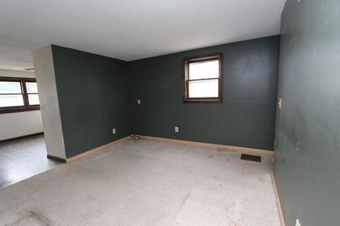 21 Bourne St, Palmer, MA 01080 photo 19