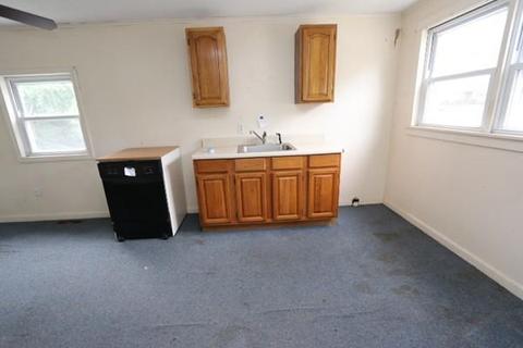 21 Bourne St, Palmer, MA 01080 photo 24