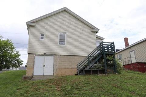 21 Bourne St, Palmer, MA 01080 photo 5