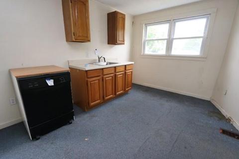 21 Bourne St, Palmer, MA 01080 photo 25
