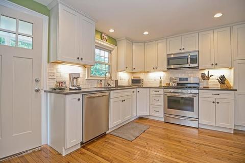 6 Burrill St, Walpole, MA 02081 photo 4