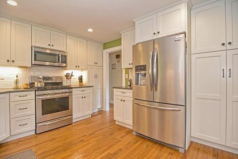 6 Burrill St, Walpole, MA 02081 photo 3