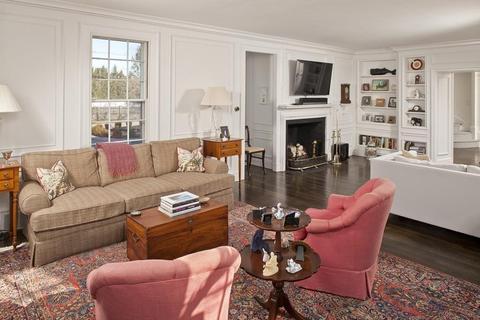 143 Summer St, Hingham, MA 02043 photo 9
