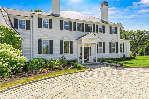143 Summer St, Hingham, MA 02043 photo 1