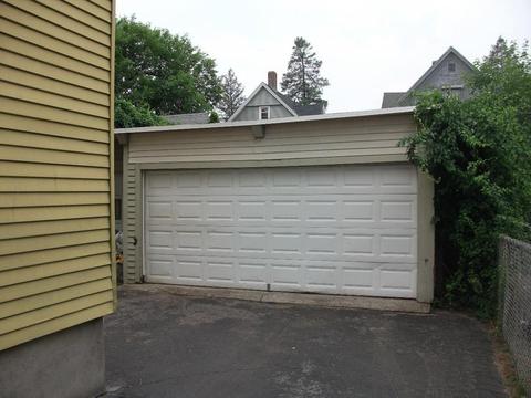 98 Beaumont St, Springfield, MA 01108 photo 18