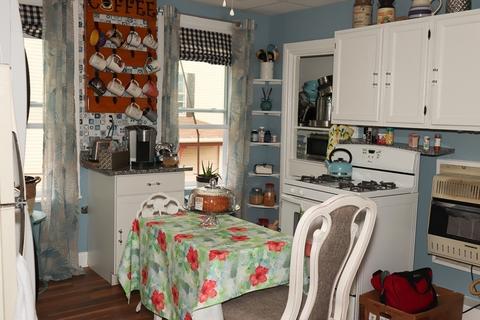 93 E Central St, Worcester, MA 01605 photo 6
