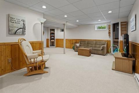 5 Hazeltine, Upton, MA 01568 photo 25