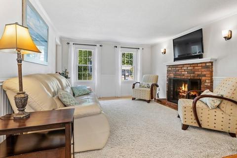 5 Hazeltine, Upton, MA 01568 photo 13