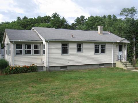 30 Warren St, Upton, MA 01568 photo 4