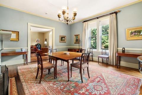 84 Upland Rd, Brookline, MA 02445 photo 7