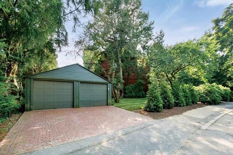 84 Upland Rd, Brookline, MA 02445 photo 24